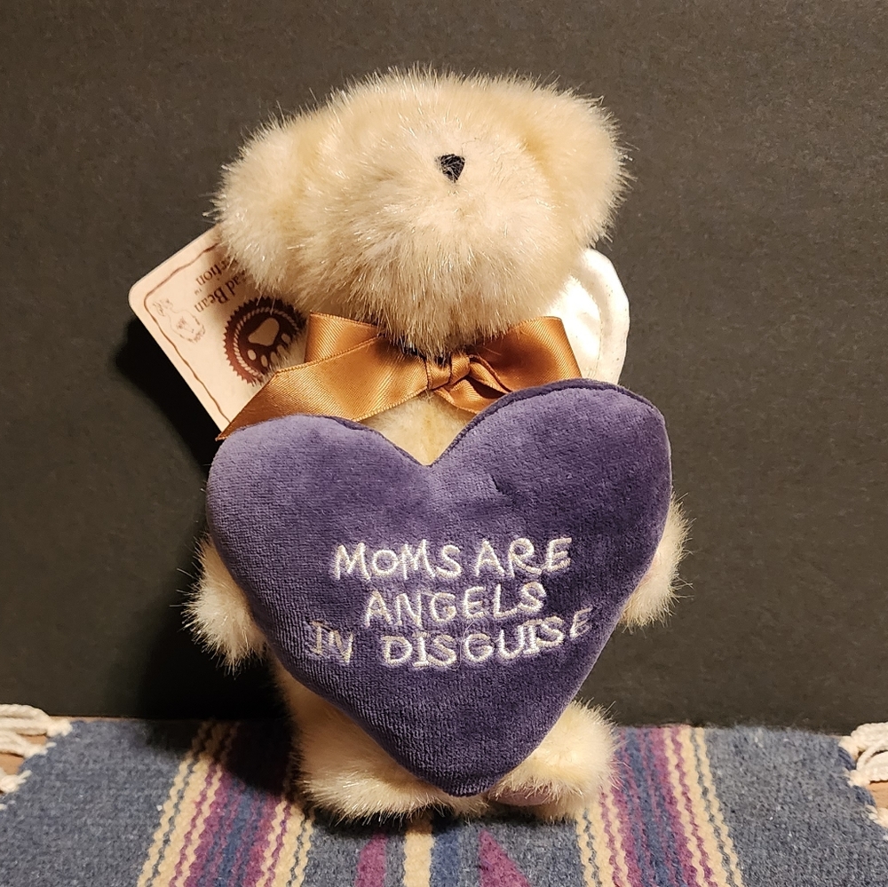 Boyd's Carin Angelmom Bear
